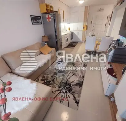 Снимка 5 — Двустаен апартамент в Бургас, Поморие