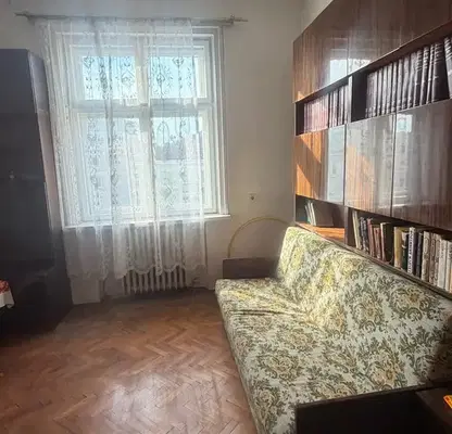Снимка 2 — Тристаен апартамент в Русе, Център