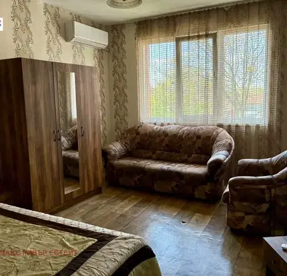 Снимка 4 — Едностаен апартамент в Русе, Тракцията