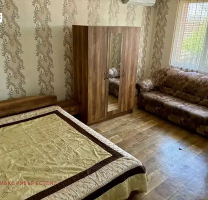 Снимка 5 — Едностаен апартамент в Русе, Тракцията
