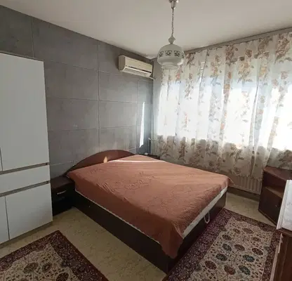 Снимка 4 — Тристаен апартамент в Русе, Възраждане