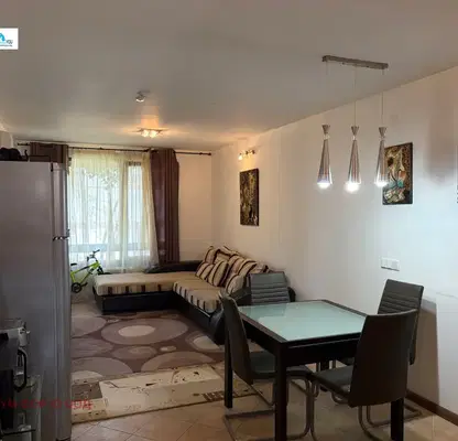 Photo 2 — 3-bedroom apartment in Oblast Burgas, Lozenec