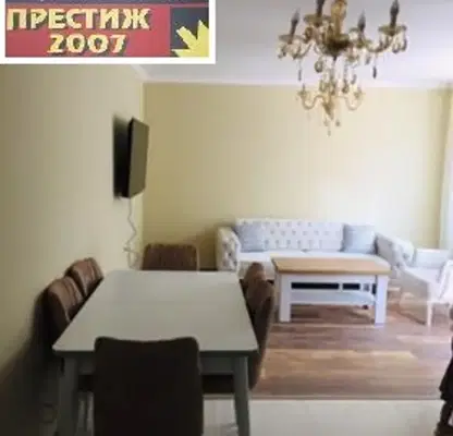 Снимка 2 — Двустаен апартамент в Шумен, Център