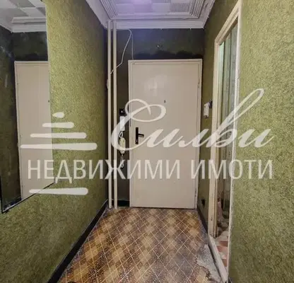 Снимка 3 — Двустаен апартамент в Шумен, Добруджански