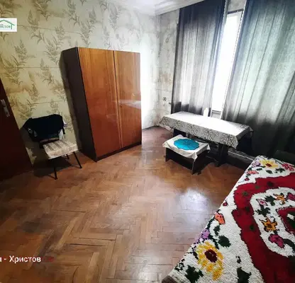 Снимка 4 — Тристаен апартамент в Шумен, Военно училище