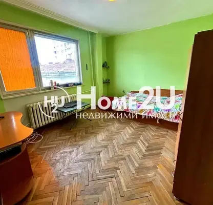 Снимка 4 — Тристаен апартамент с тераса в Банишора, София
