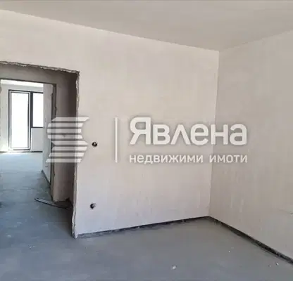 Снимка 5 — Двустаен апартамент в Център София с тераса и асансьор