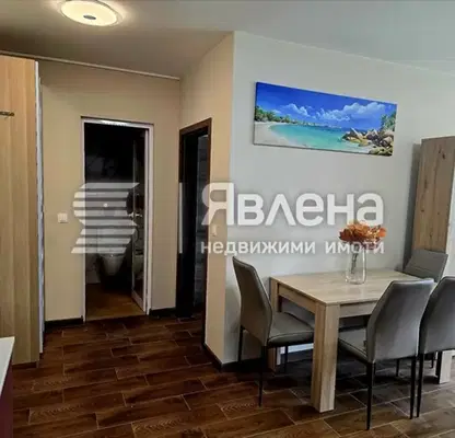 Снимка 3 — Двустаен апартамент в София, Център