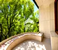 Снимка 2 — Двустаен апартамент с две тераси в Център, София