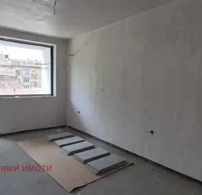 Photo 4 — Two-room apartment in Center, Sofia with terrace and parking