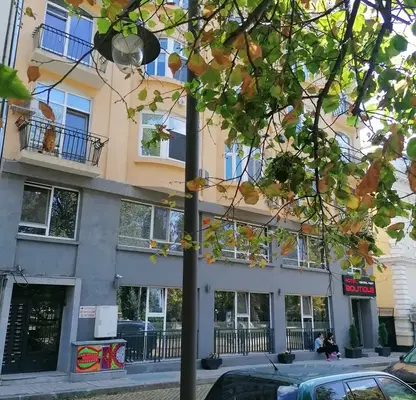 Снимка 4 — 3-стаен апартамент с гледка към Александър Невски в Център