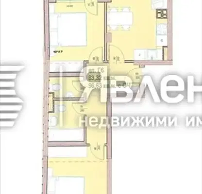 Снимка 2 — Тристаен апартамент в Център с асансьор и балкон