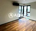 Снимка 4 — Тристаен апартамент в Център на София с тераса