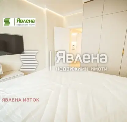 Снимка 5 — 3-стаен апартамент в Център с паркомясто и асансьор