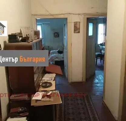 Снимка 5 — Тристаен апартамент с две тераси в центъра на София
