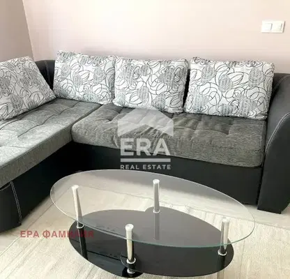 Снимка 3 — Двустаен апартамент с тераса в Център, София