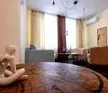 Снимка 2 — Тристаен апартамент в София, Център