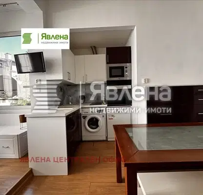Photo 5 — Spacious 3-room apartment in Center with terrace and park view