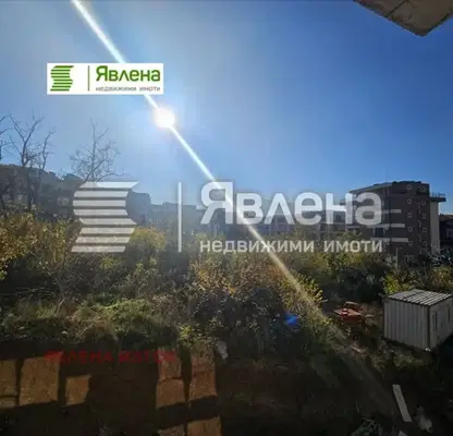 Снимка 3 — Тристаен апартамент в София, Дианабад
