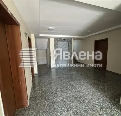 Снимка 2 — Тристаен апартамент в Драгалевци с паркомясто в затворен комплекс