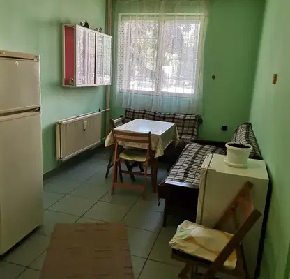 Снимка 3 — Гарсониера в Дружба 1 с голям остъклен балкон