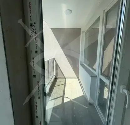 Снимка 5 — Двустаен апартамент в Дружба 2 с тераса и ново строителство