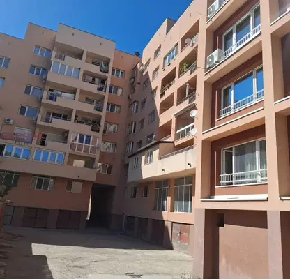 Photo 3 — Three-room apartment with two terraces in Druzhba 2, Sofia