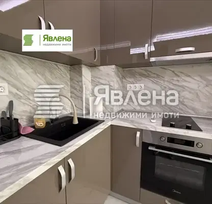 Снимка 4 — Двустаен апартамент с тераса в Дружба 2, София