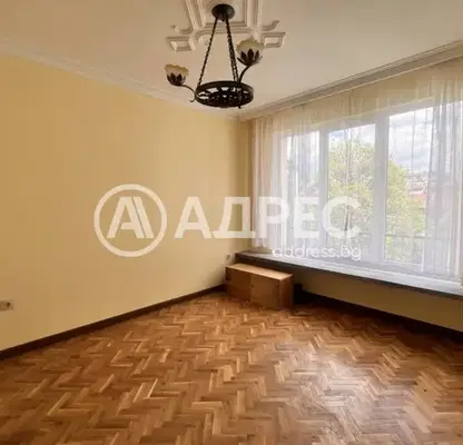 Снимка 3 — Тристаен апартамент с тераса в Гео Милев, София