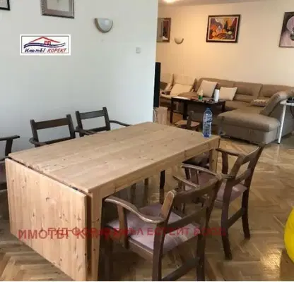 Снимка 3 — Тристаен апартамент с югозападно изложение в Карпузица, София