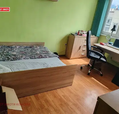 Снимка 3 — Тристаен апартамент с две спални в Красна поляна 3, София