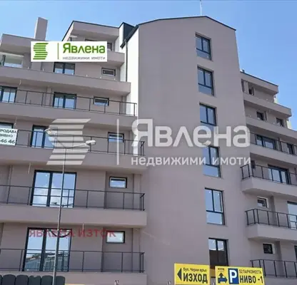 Снимка 3 — Тристаен апартамент с две тераси в Кръстова вада, София