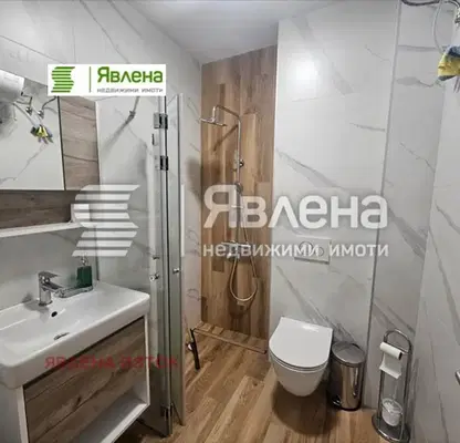 Снимка 4 — Двустаен апартамент в Кръстова вада с обзавеждане