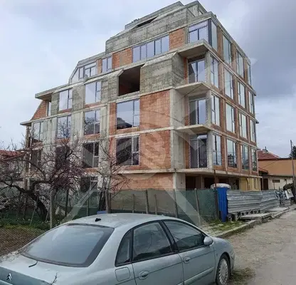 Снимка 5 — Тристаен апартамент с тераса в Левски, София