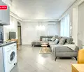 Снимка 4 — Двустаен апартамент с два балкона в Лозенец, София