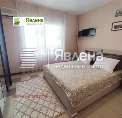 Снимка 4 — Двустаен апартамент с голяма тераса в Лозенец, София