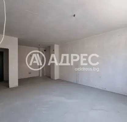 Снимка 2 — Двустаен апартамент в Люлин 1 с балкони и асансьор