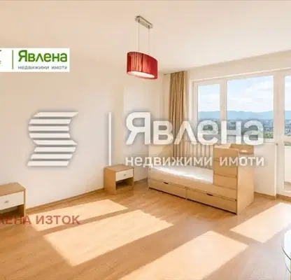 Снимка 4 — Двустаен апартамент с панорамна гледка в Люлин 10, София