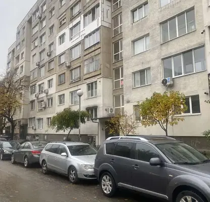 Снимка 3 — Двустаен апартамент с две тераси в Люлин 7, София