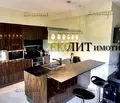 Снимка 2 — Луксозен 3-стаен апартамент с двор в м-т Детски град, София
