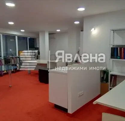 Снимка 2 — Тристаен апартамент с югоизточно изложение в Манастирски ливади