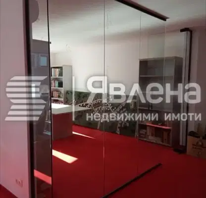 Photo 5 — Three-room apartment with southeast aspect in Manastirski Livadi