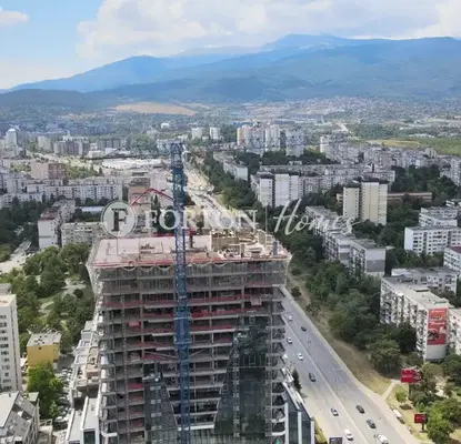 Снимка 4 — Тристаен апартамент с панорамна гледка в Младост 3, София