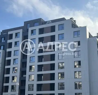 Photo 2 — 4-room apartment with large terrace in Mladost 4, Sofia