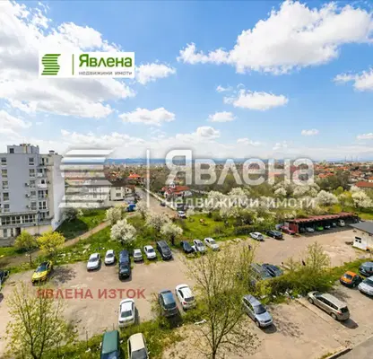 Снимка 4 — Двустаен апартамент в Модерно предградие с две тераси