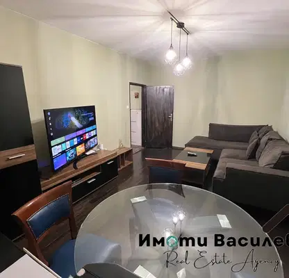 Снимка 3 — Тристаен апартамент с южно изложение в Надежда 2, София