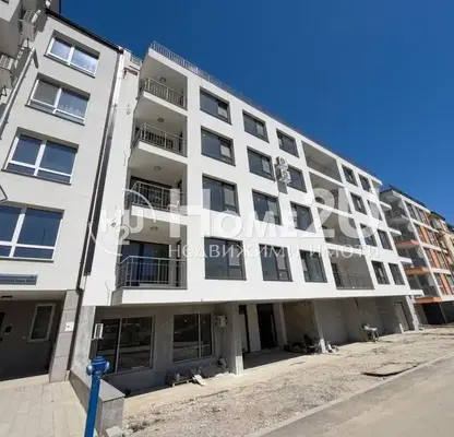 Снимка 2 — Тристаен апартамент с две тераси в Овча купел 1, София