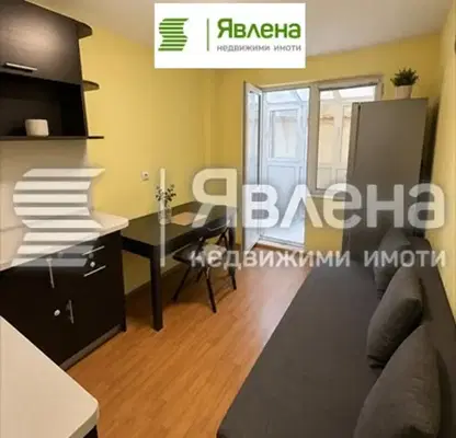 Снимка 3 — Двустаен апартамент на партер в Овча купел с тераса