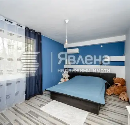 Снимка 3 — Просторен 3-стаен апартамент с тераса в Овча купел, София