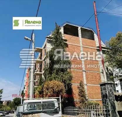 Снимка 3 — Тристаен апартамент в Павлово с балкон и асансьор